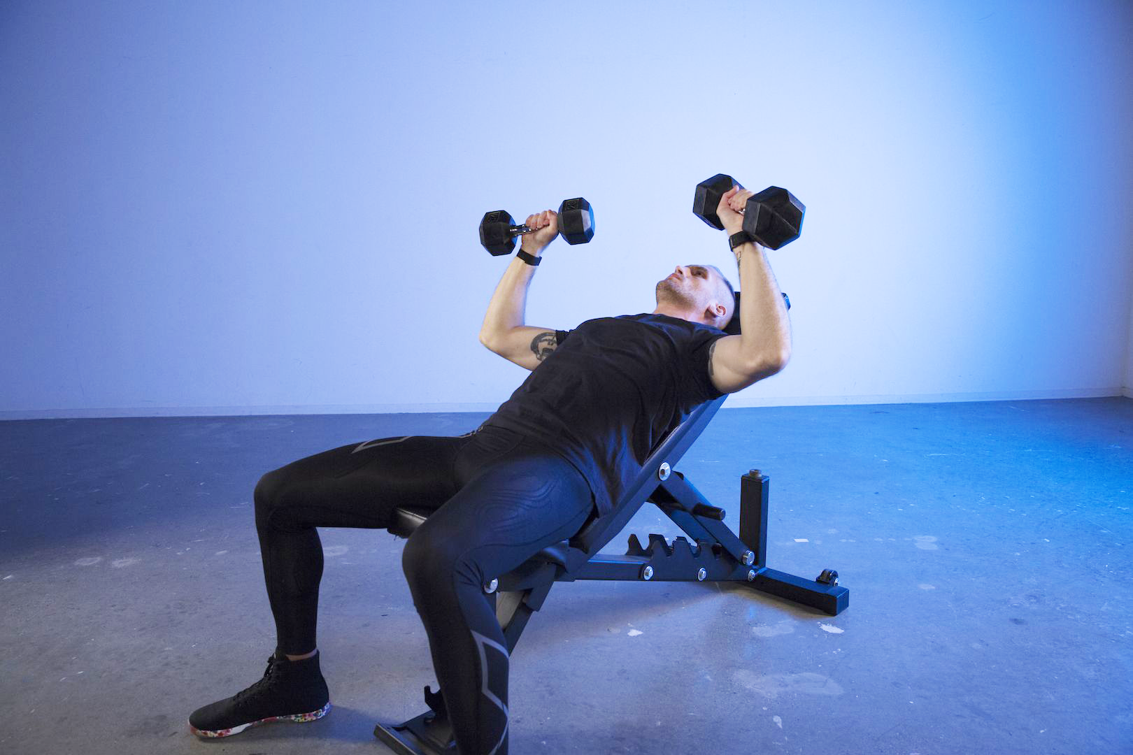 How to incline bench press with dumbbell 